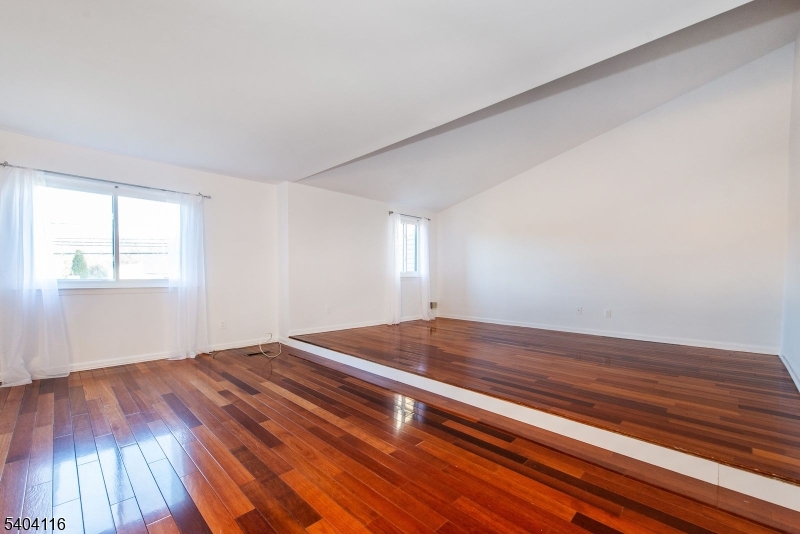 173 Castle Ridge Drive East Hanover, NJ 07936 - Photo 13 of 27