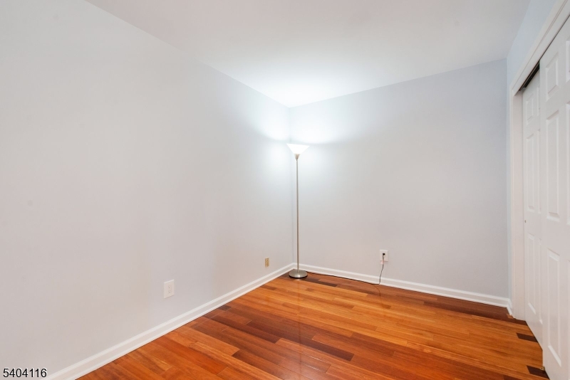 173 Castle Ridge Drive East Hanover, NJ 07936 - Photo 18 of 27