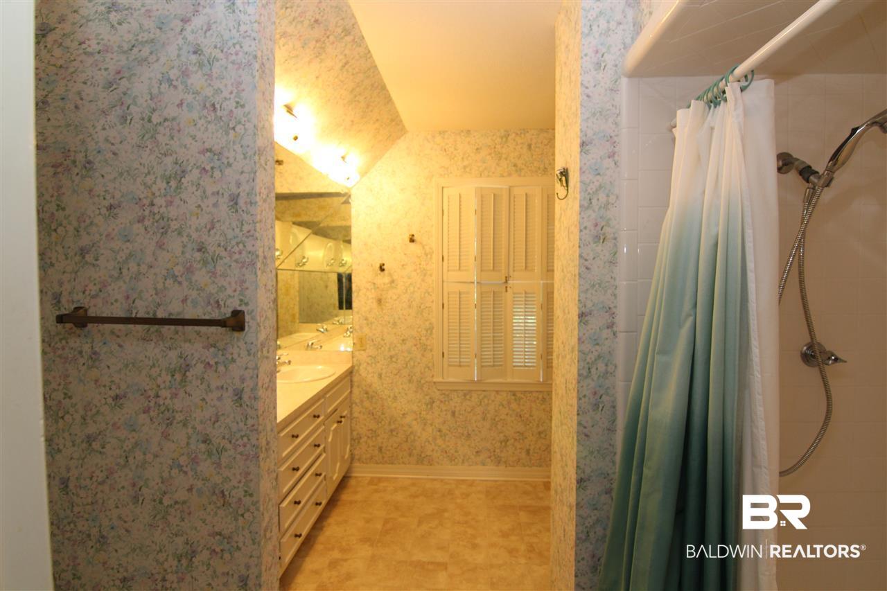 7147 Chapman Street Fairhope, AL 36532 - Photo 26 of 48 Master Bathroom
