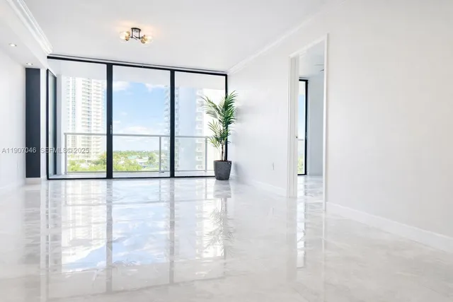 $3,000 | 3731 North Country Club Drive, Unit 622, Aventura, FL 33180