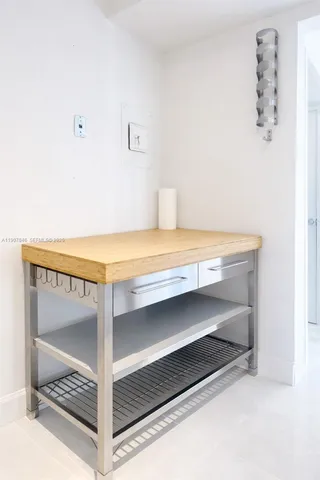 $3,000 | 3731 North Country Club Drive, Unit 622, Aventura, FL 33180