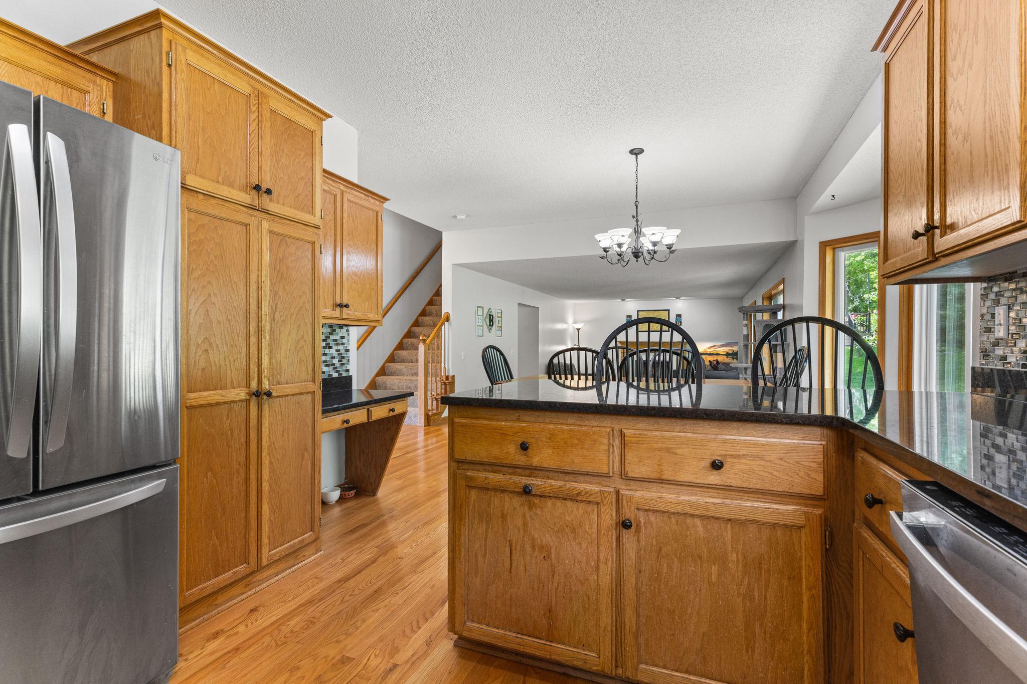 1132 Falls Circle Chaska, MN 55318 - Photo 6 of 32
