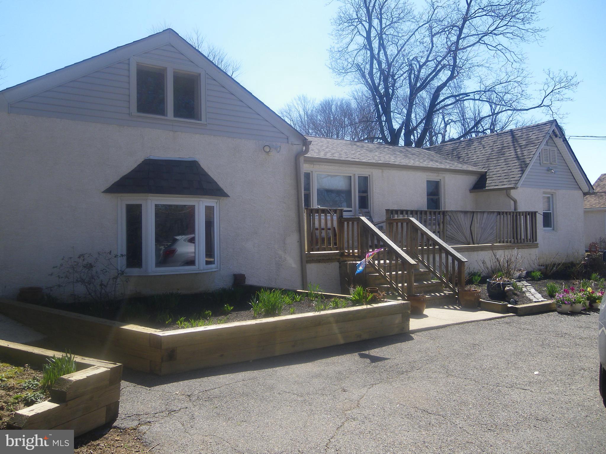 16 Church Road Norristown, PA 19403 - Photo 1 of 11 Gallery Image 1