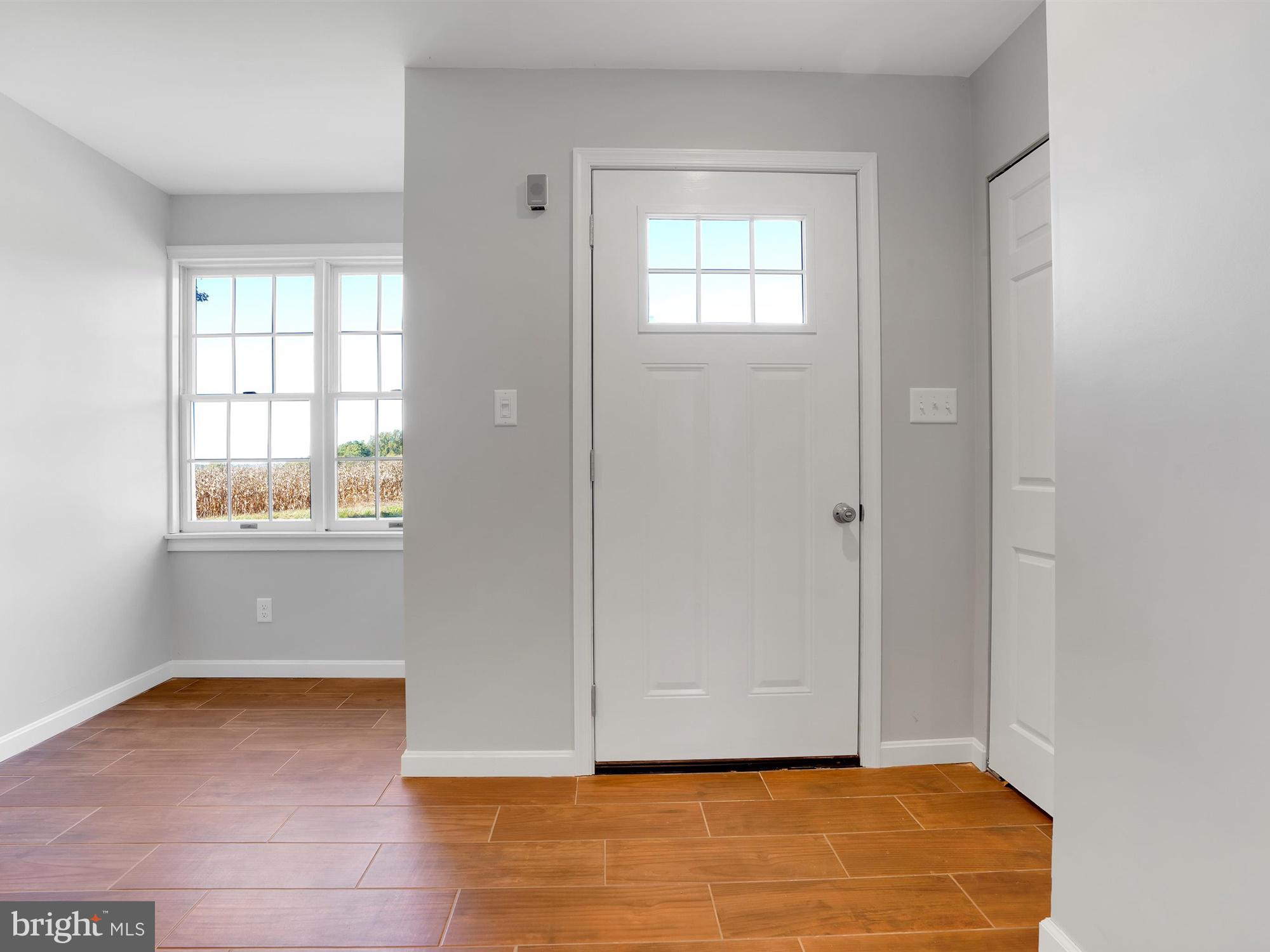 88 Boyscout Road Conestoga, PA 17516 - Photo 4 of 26 Foyer