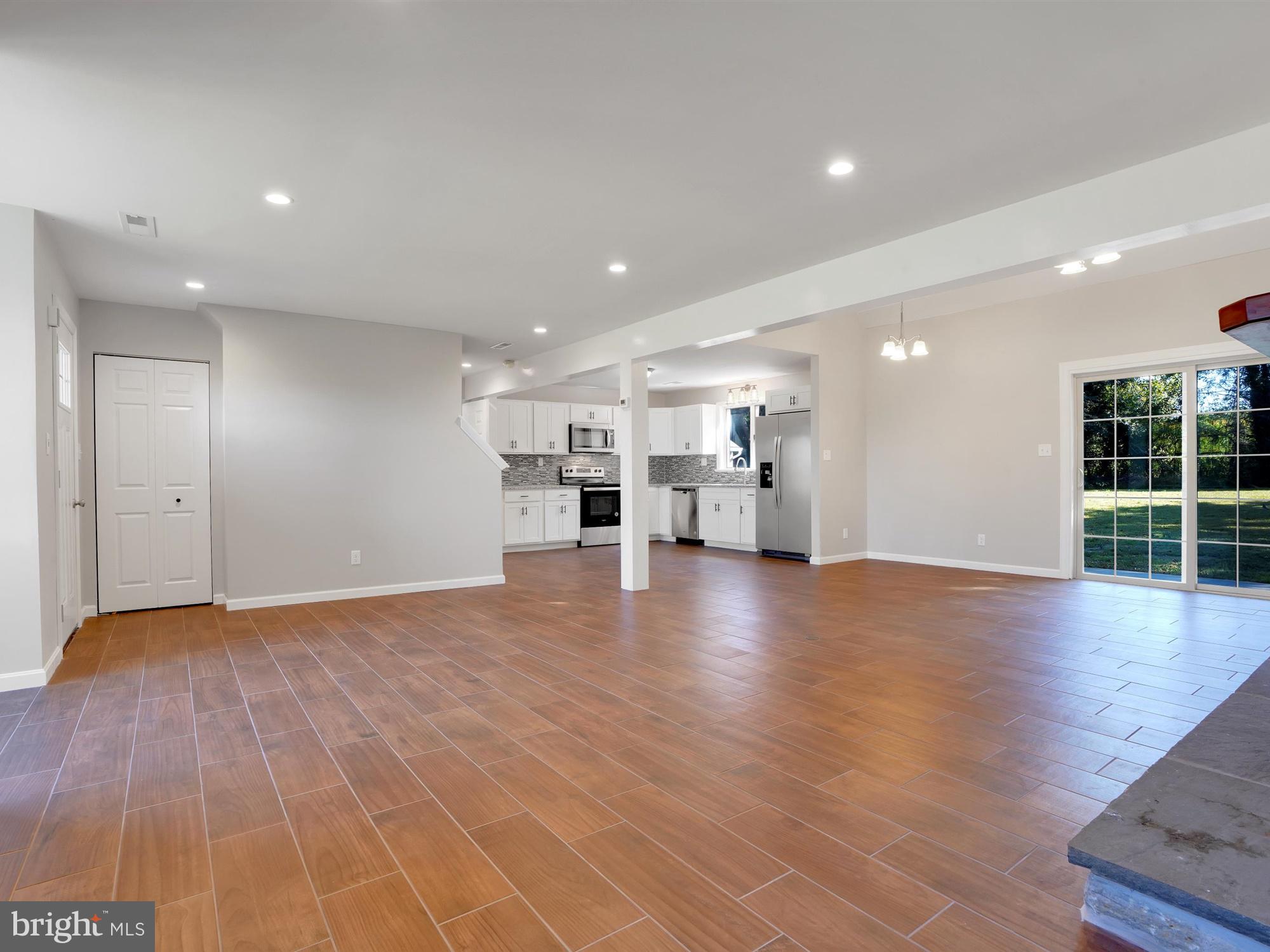88 Boyscout Road Conestoga, PA 17516 - Photo 5 of 26 Living Room
