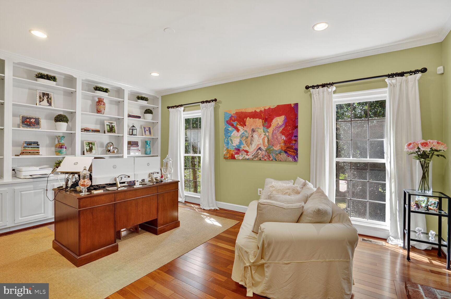 6705 Cedar View Court Clifton, VA 20124 - Photo 29 of 72 a livingroom with workspace couch and a window