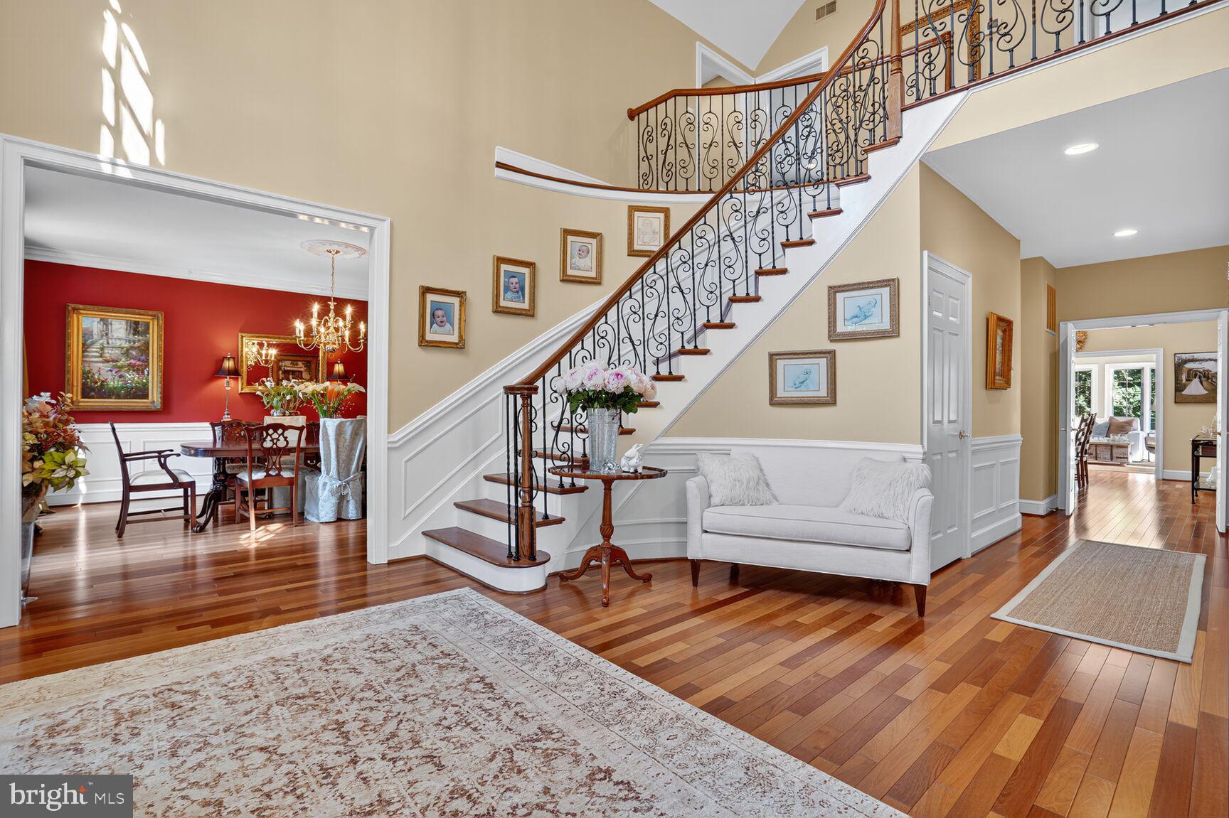 6705 Cedar View Court Clifton, VA 20124 - Photo 5 of 72 a view of entryway and hall