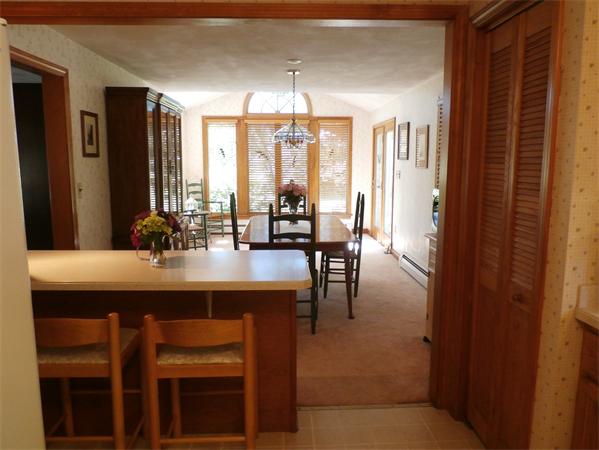 14 Lee Road Woburn, MA 01801 - Photo 8 of 30 Gallery Image 8