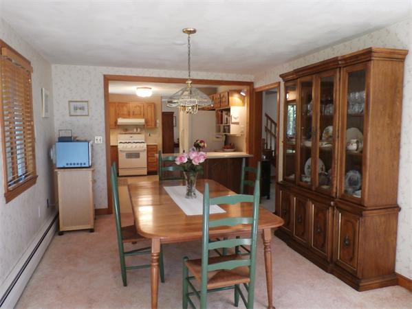 14 Lee Road Woburn, MA 01801 - Photo 10 of 30 Gallery Image 10
