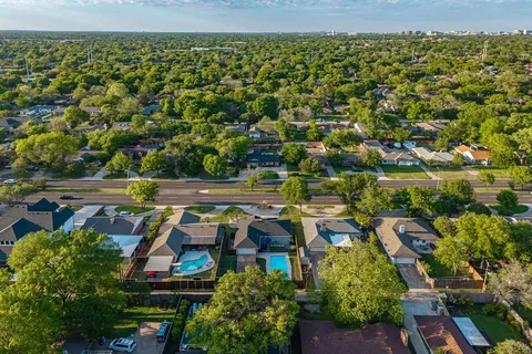 $540,000 | 3556 Royal Lane, Dallas, TX 75229