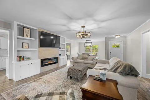 $540,000 | 3556 Royal Lane, Dallas, TX 75229