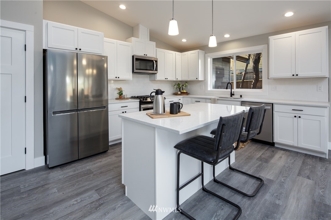 5568 Salish Road Blaine, WA 98230 - Photo 9 of 24 Gallery Image 9