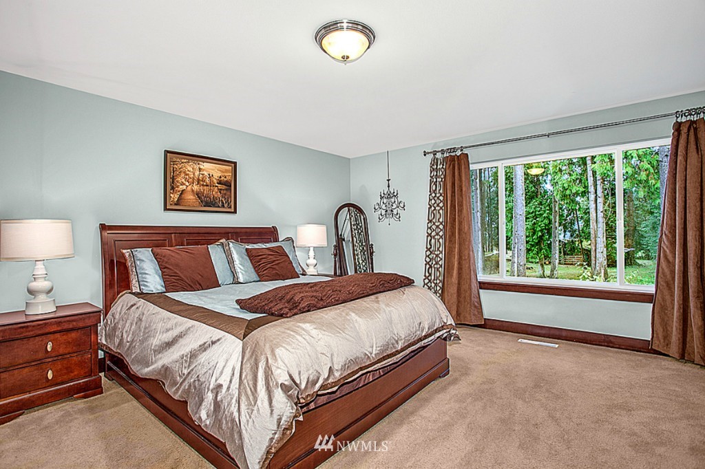19624 4th Drive Southeast Bothell, WA 98012 - Photo 12 of 21 Gallery Image 12