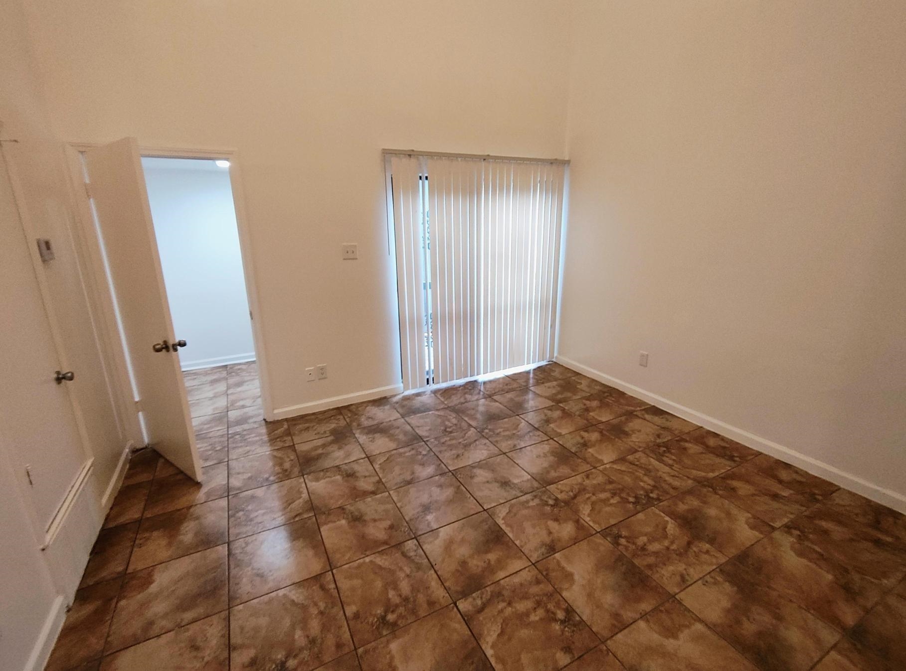 6439 Kirby Trees Drive, Unit 6439 Memphis, TN 38115 - Photo 12 of 17 a view of empty room