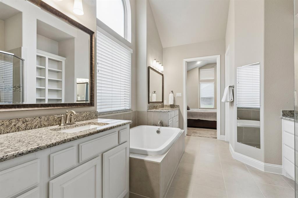 1119 Rolling Thunder Road Frisco, TX 75036 - Photo 16 of 40