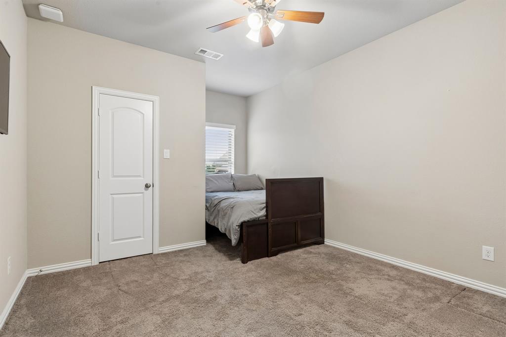 1119 Rolling Thunder Road Frisco, TX 75036 - Photo 27 of 40