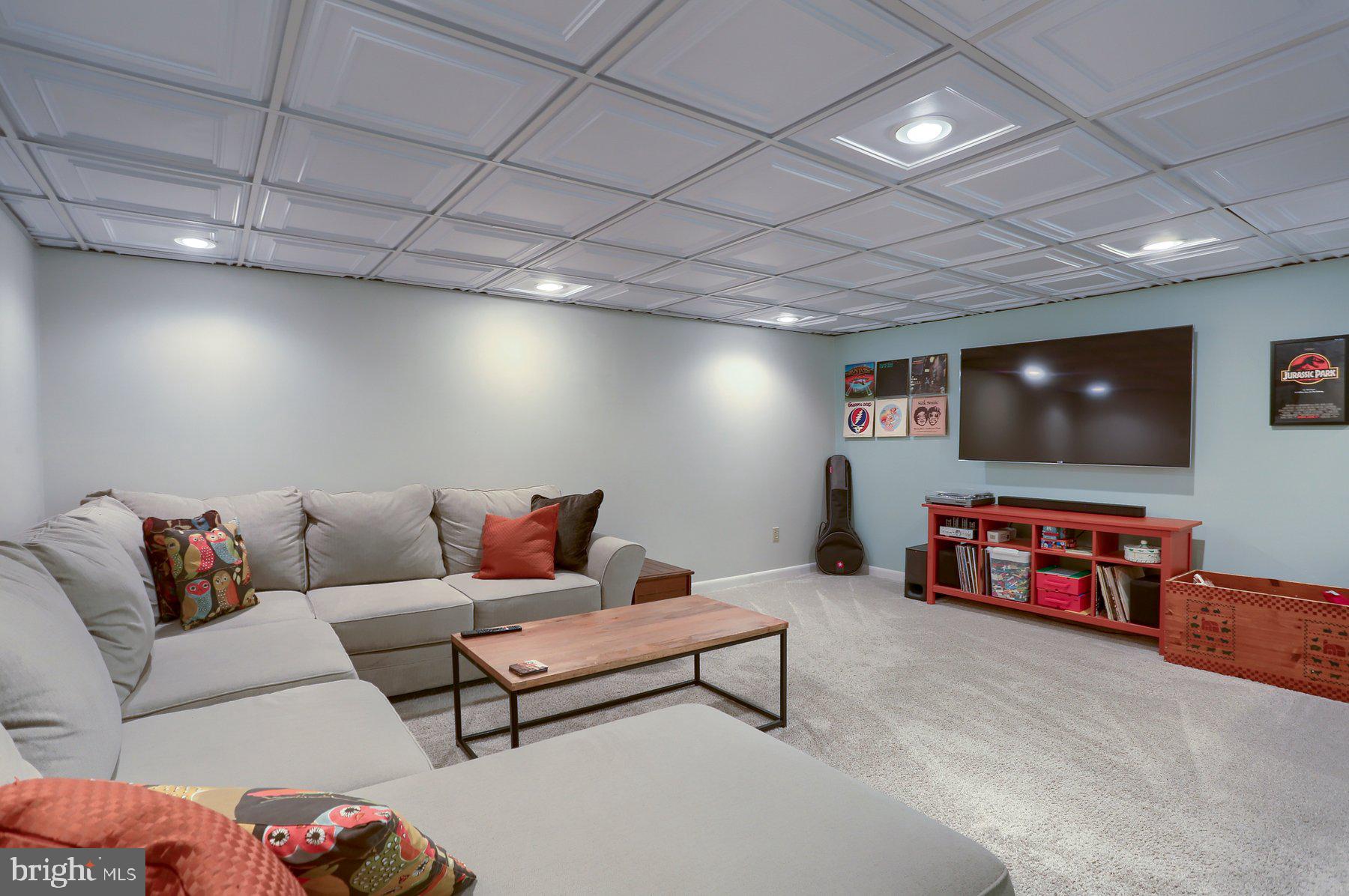 1114 Old Pond Road Harrisburg, PA 17112 - Photo 21 of 32