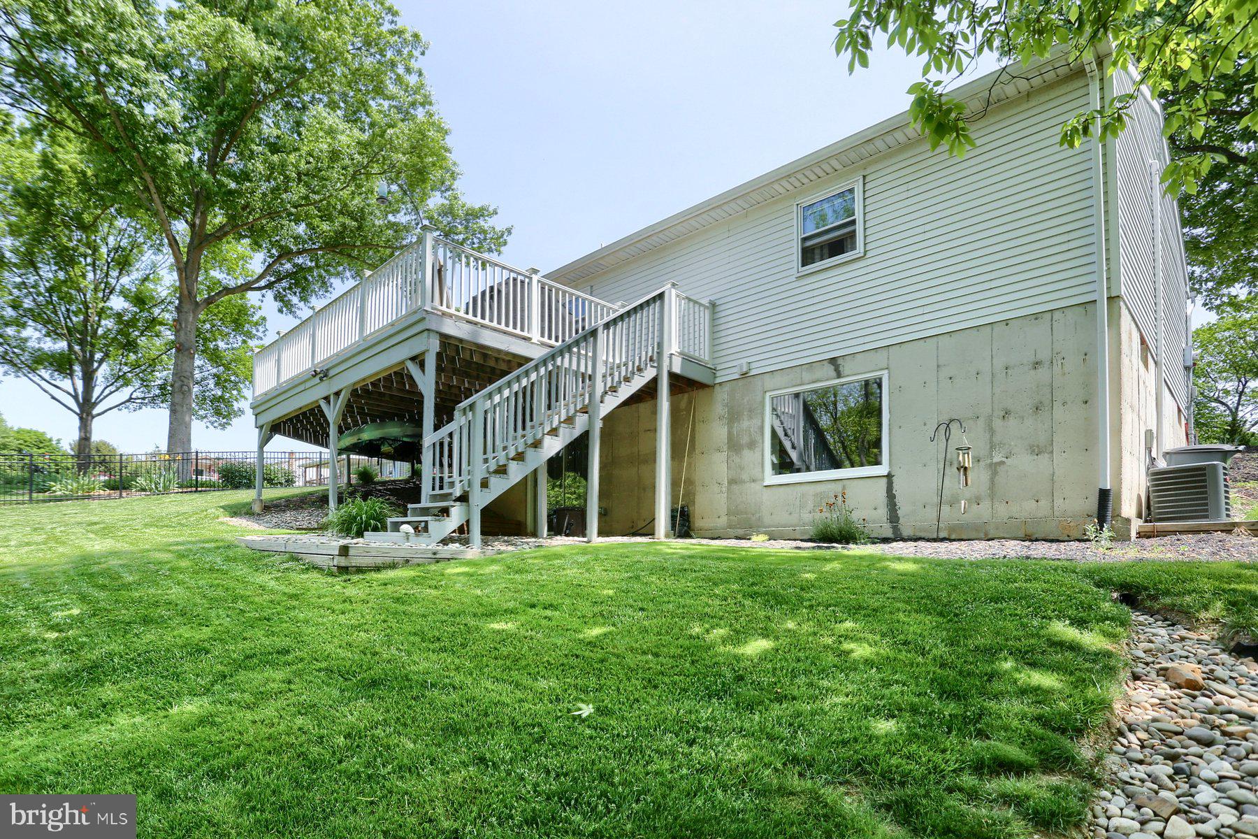 1114 Old Pond Road Harrisburg, PA 17112 - Photo 26 of 32