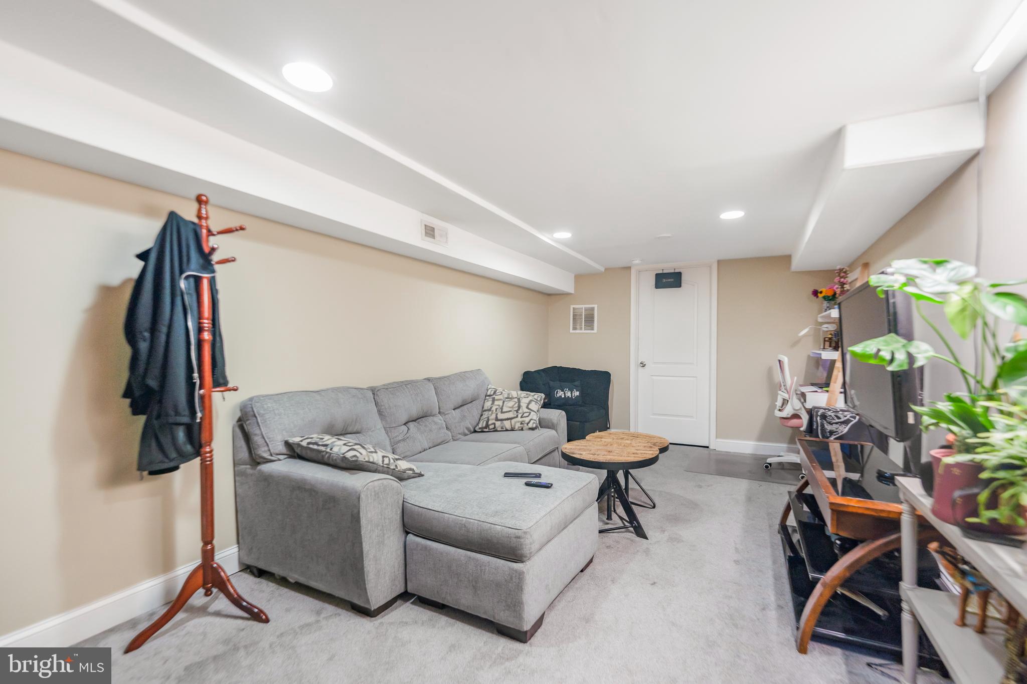 610 Archer Street Baltimore, MD 21230 - Photo 15 of 26