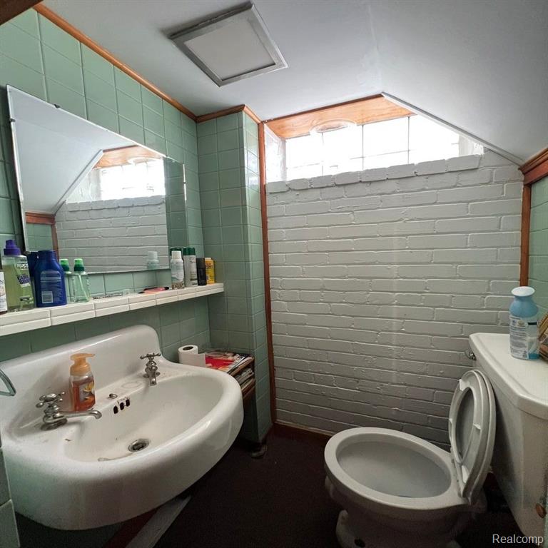 262 Fisher Road Grosse Pointe Farms, MI 48230 - Photo 32 of 47