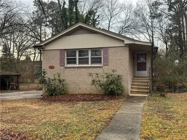 $1,750 | 2319 Albright Drive, Greensboro, NC 27408