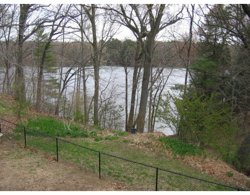 66 Lake Road Framingham, MA 01701 - Photo 13 of 22 Gallery Image 13