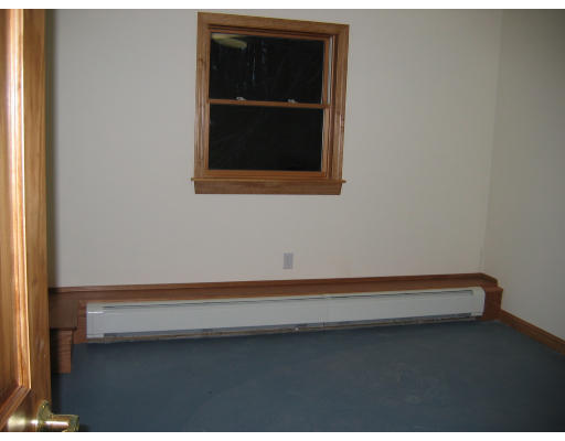 66 Lake Road Framingham, MA 01701 - Photo 16 of 22 Gallery Image 16