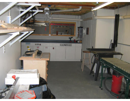 66 Lake Road Framingham, MA 01701 - Photo 19 of 22 Gallery Image 19