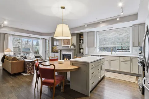 $550,000 | 3970 Wooddale Avenue South, Unit 201D, St. Louis Park, MN 55416