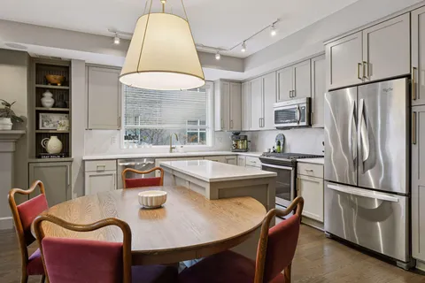 $550,000 | 3970 Wooddale Avenue South, Unit 201D, St. Louis Park, MN 55416