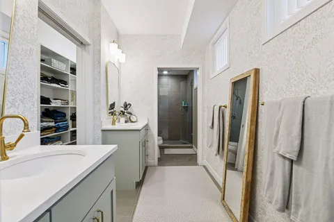 $550,000 | 3970 Wooddale Avenue South, Unit 201D, St. Louis Park, MN 55416