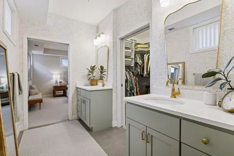 $550,000 | 3970 Wooddale Avenue South, Unit 201D, St. Louis Park, MN 55416