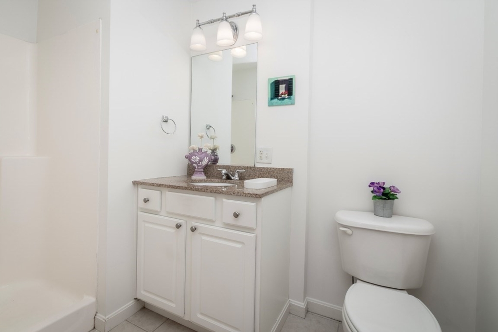 70 Washington Street, Unit 207 Haverhill, MA 01832 - Photo 16 of 40