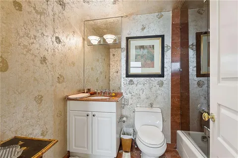 $1,195,000 | 750 Park Avenue Northeast, Unit 27S, Atlanta, GA 30326