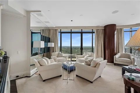$1,195,000 | 750 Park Avenue Northeast, Unit 27S, Atlanta, GA 30326