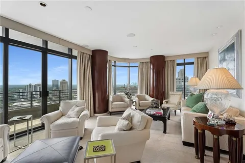$1,195,000 | 750 Park Avenue Northeast, Unit 27S, Atlanta, GA 30326