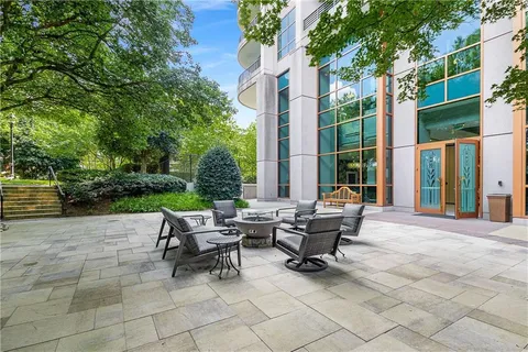 $1,195,000 | 750 Park Avenue Northeast, Unit 27S, Atlanta, GA 30326