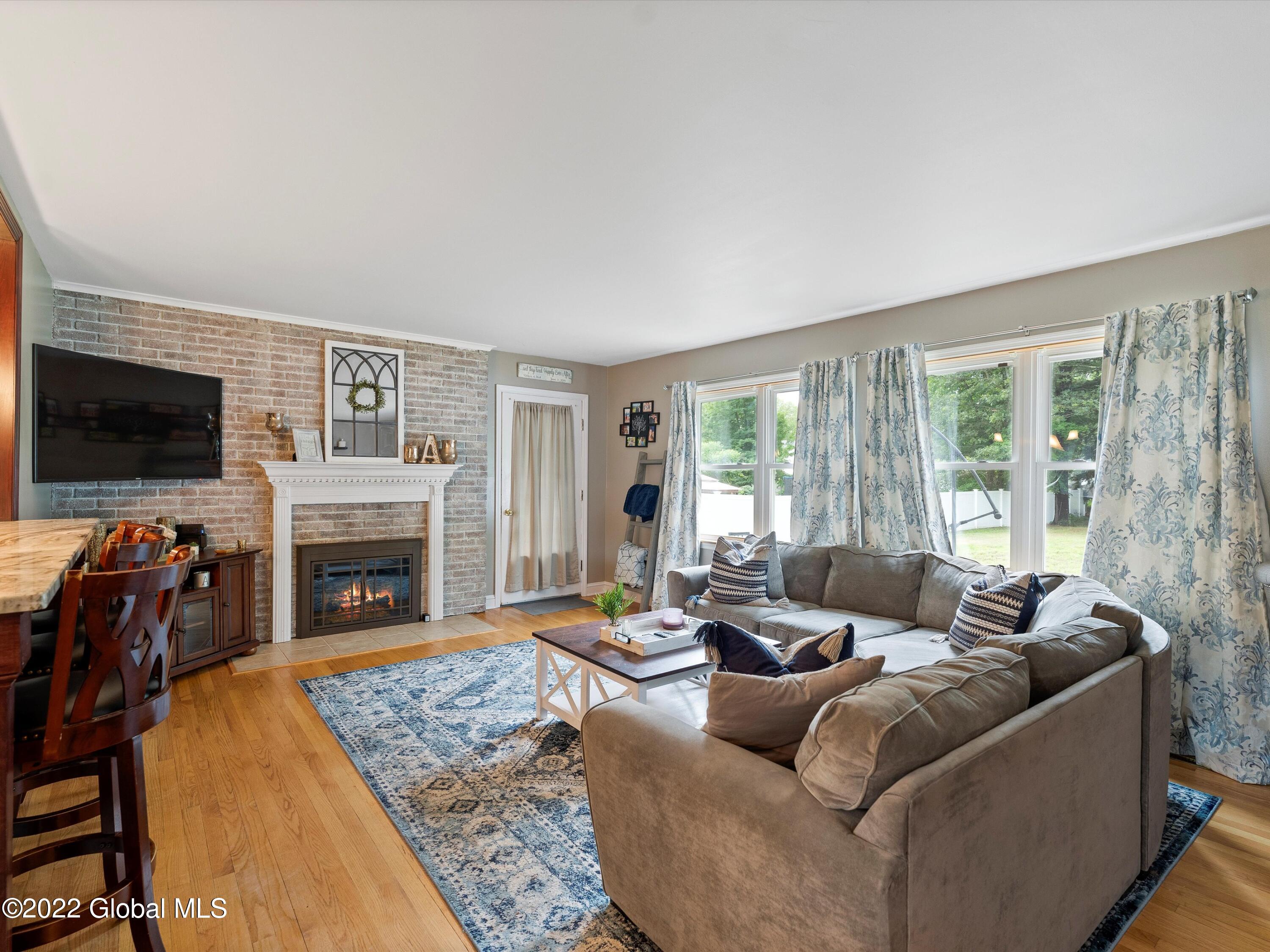 4 Harmon Road Glenville, NY 12302 - Photo 10 of 46 09-DSC07530