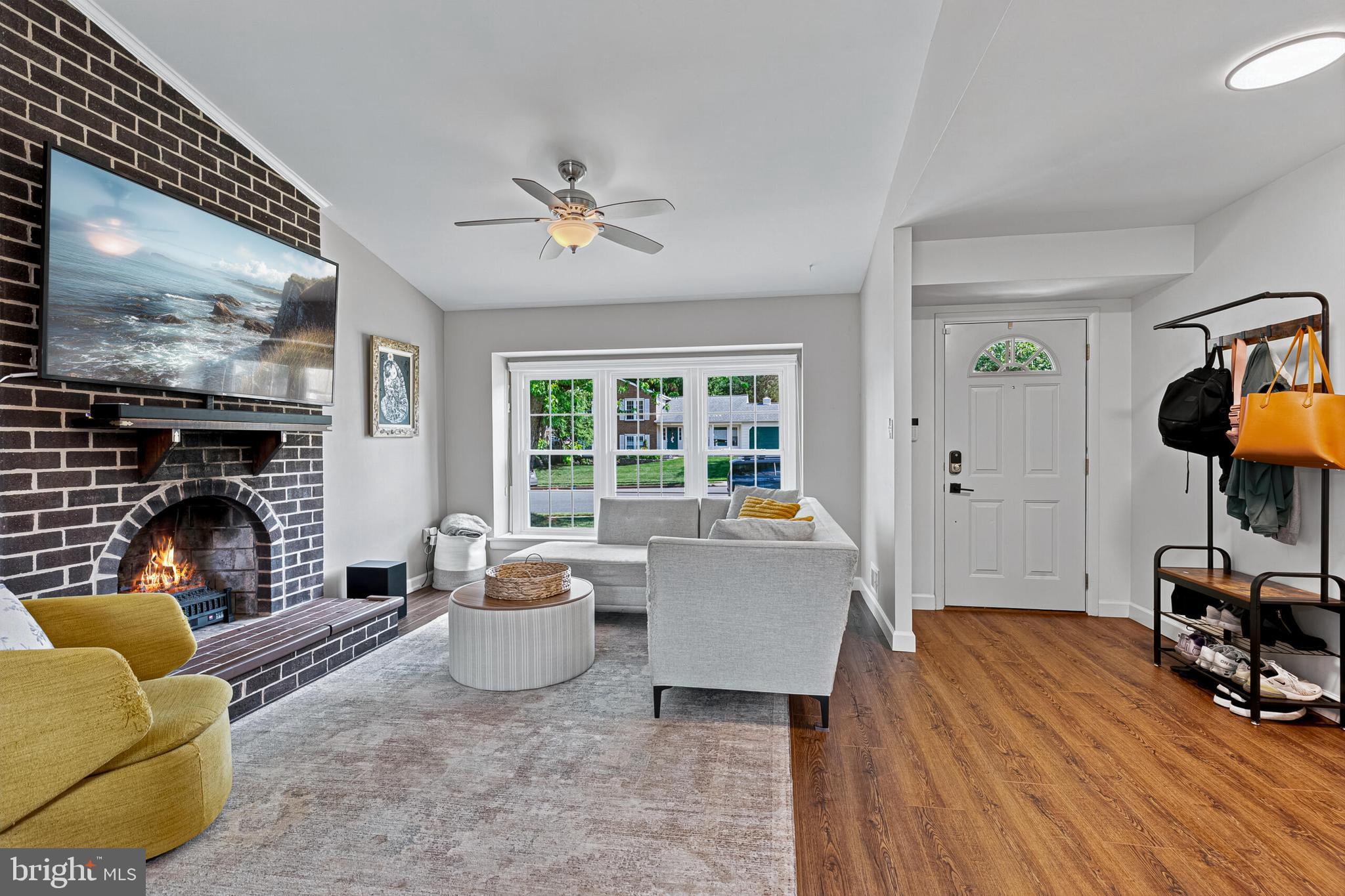 12728 Builders Road Herndon, VA 20170 - Photo 6 of 35 Gallery Image 6