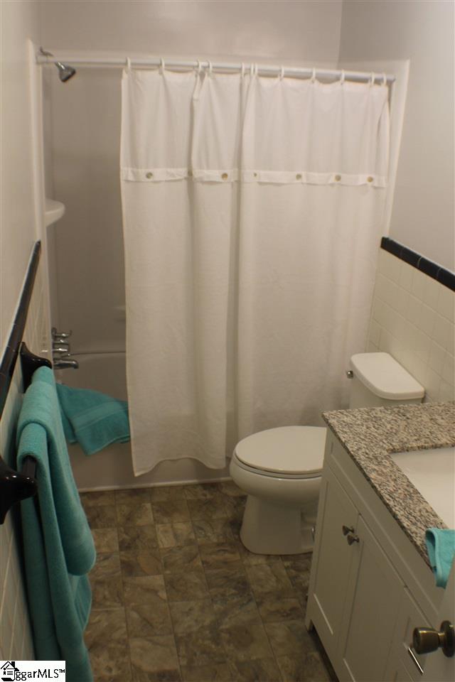 9 Owens Road Taylors, SC 29687 - Photo 8 of 16 Gallery Image 8