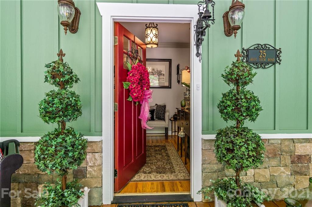 25 Hope View Road Swannanoa, NC 28778 - Photo 3 of 48 Gallery Image 3