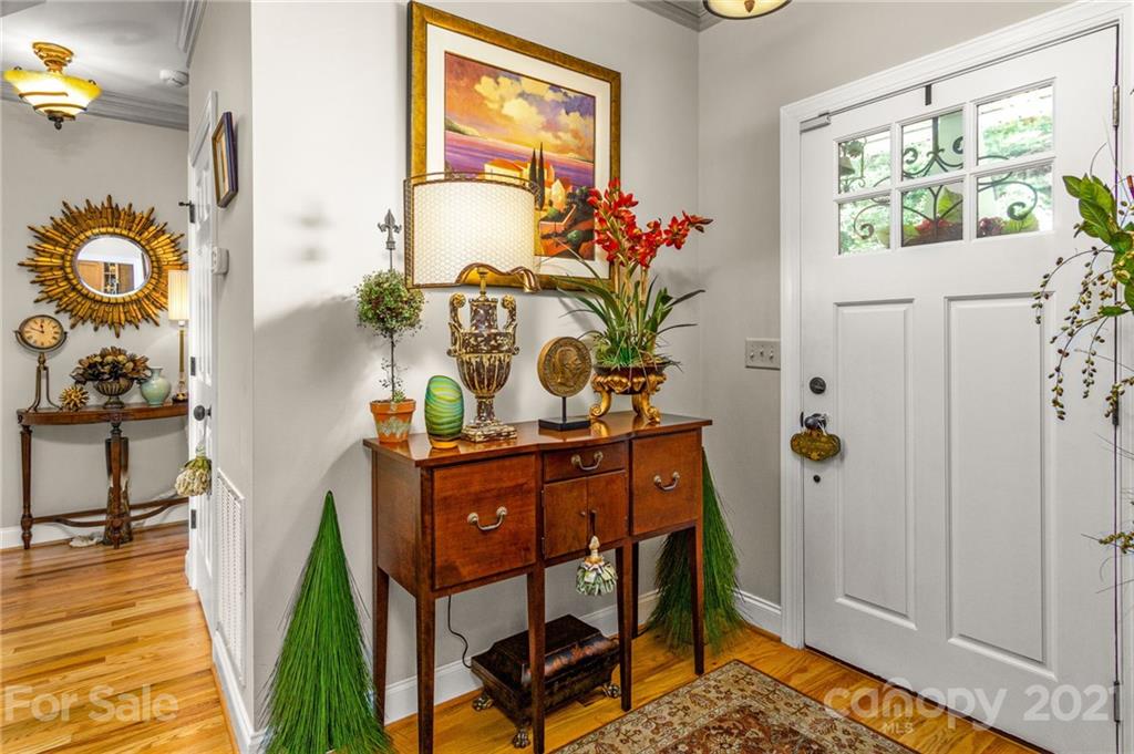 25 Hope View Road Swannanoa, NC 28778 - Photo 10 of 48 Gallery Image 10