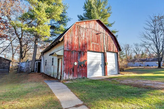 $109,900 | 14384 Warrington Lake Drive, Gillett, WI 54124