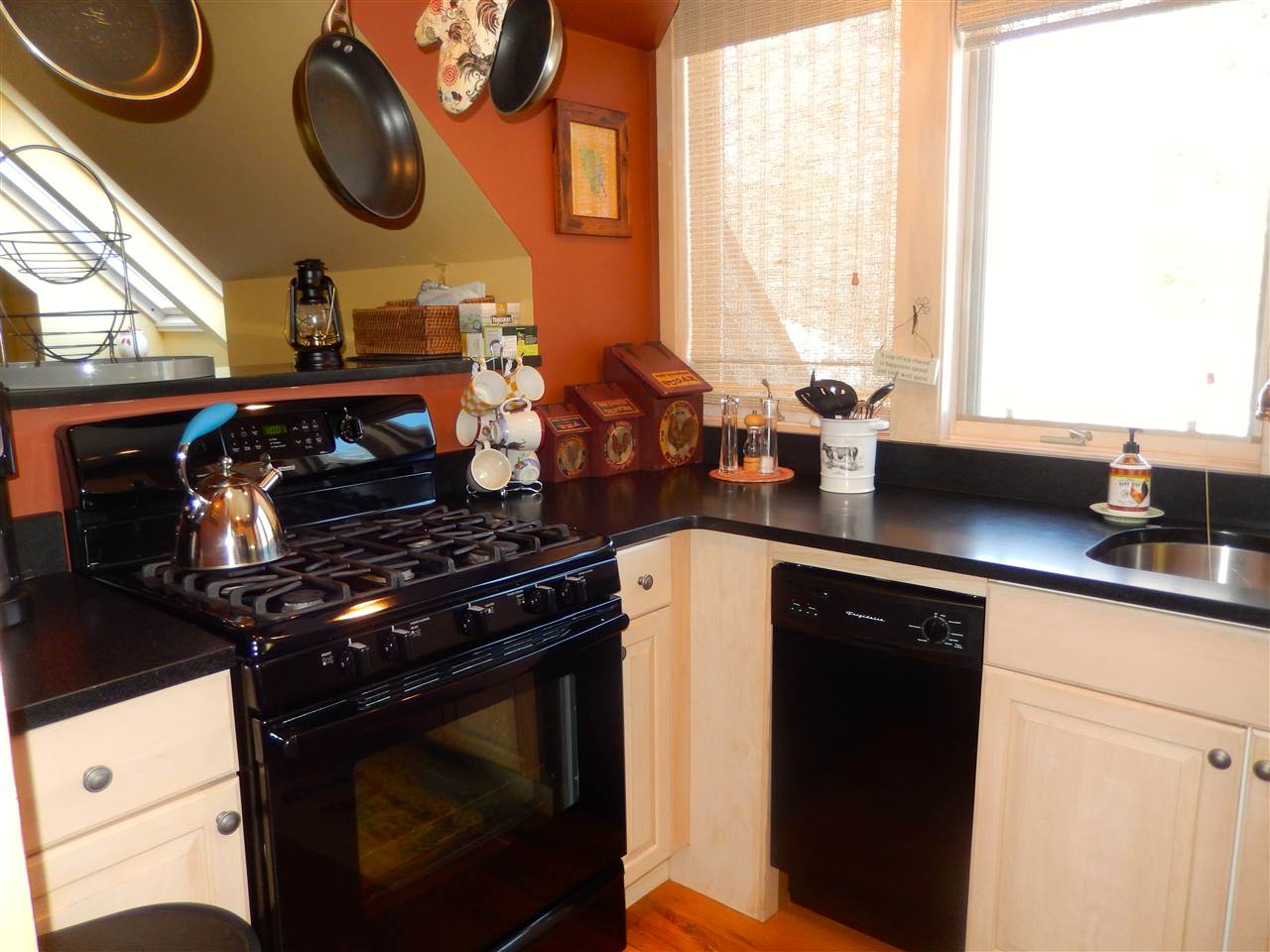 6 Ledgewood Road, Unit A2 Ludlow, VT 05149 - Photo 14 of 40 Gallery Image 14