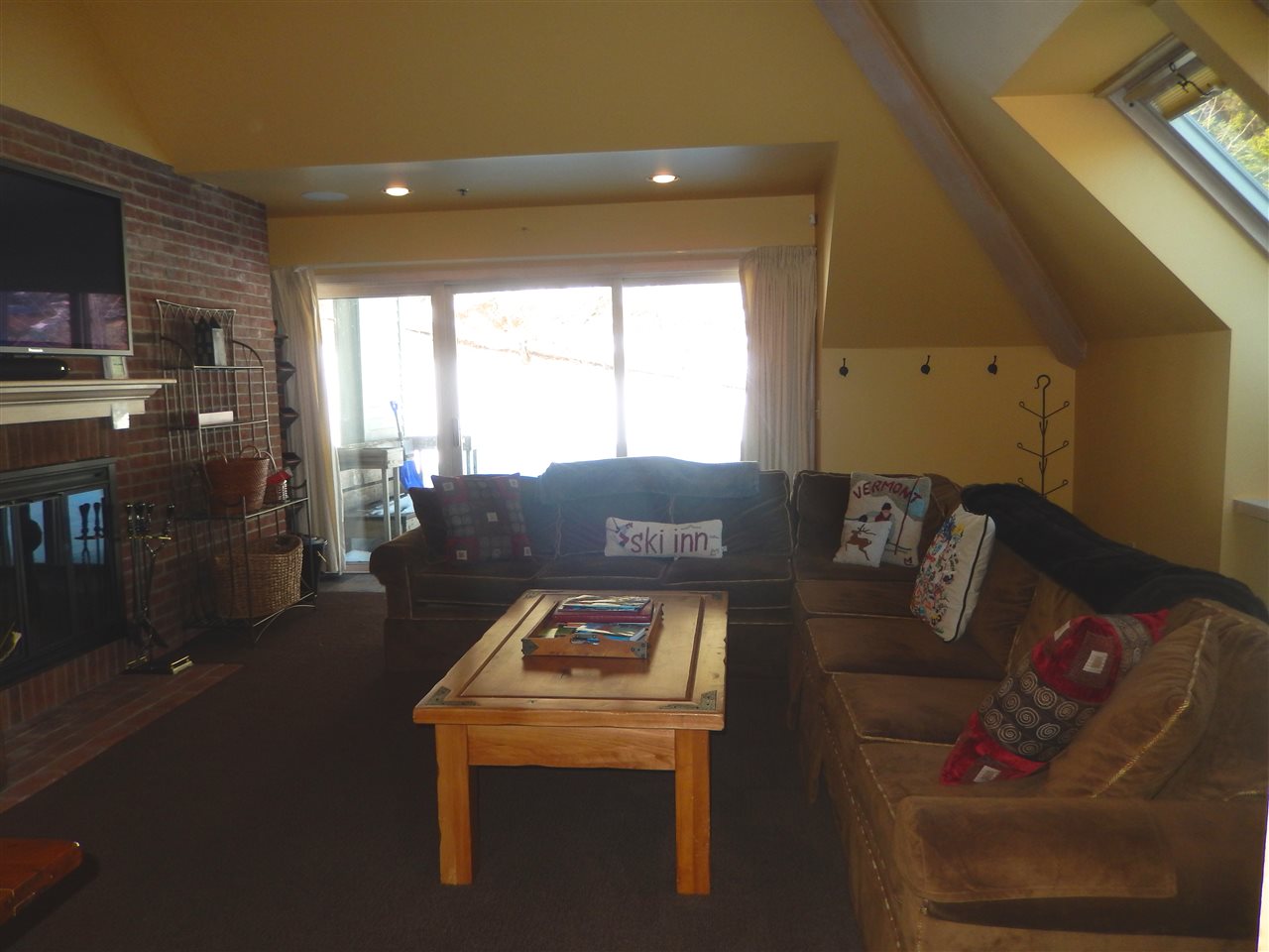 6 Ledgewood Road, Unit A2 Ludlow, VT 05149 - Photo 6 of 40 Gallery Image 6