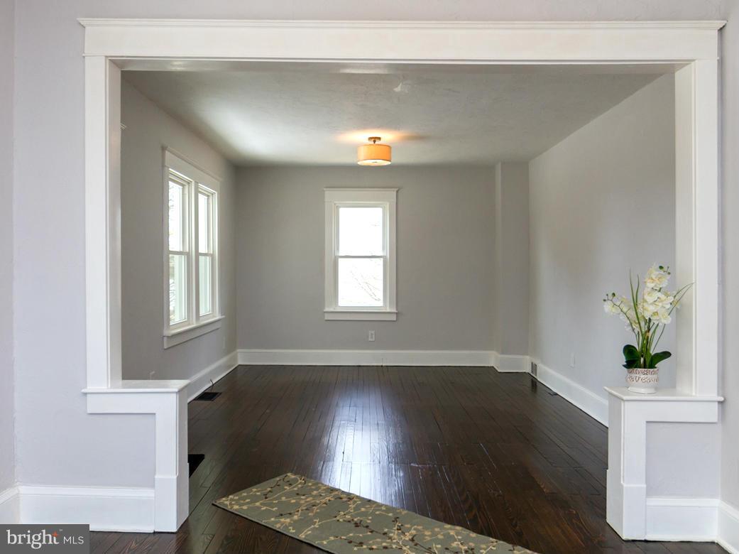 1730 Freeland Road Freeland, MD 21053 - Photo 10 of 26 Living Room