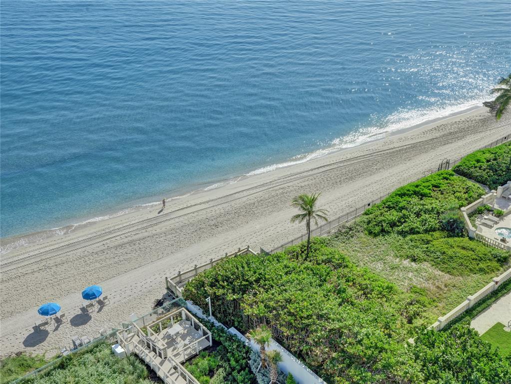 350 South Ocean Boulevard, Unit PHA Boca Raton, FL 33432 - Photo 25 of 64 a white bath tub sitting in a yard