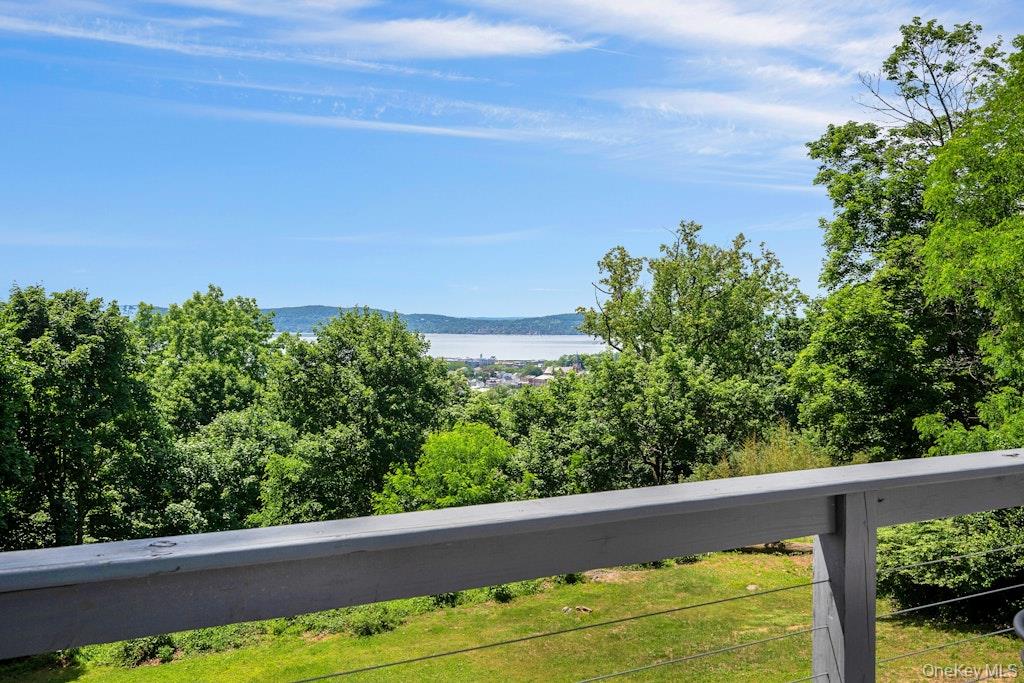 35 Walden Road Tarrytown, NY 10591 - Photo 46 of 50