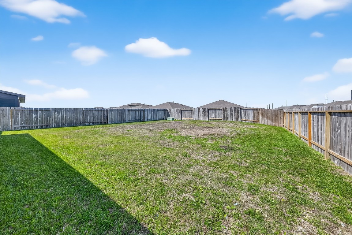 827 Silver Kettle Drive Rosharon, TX 77583 - Photo 27 of 28