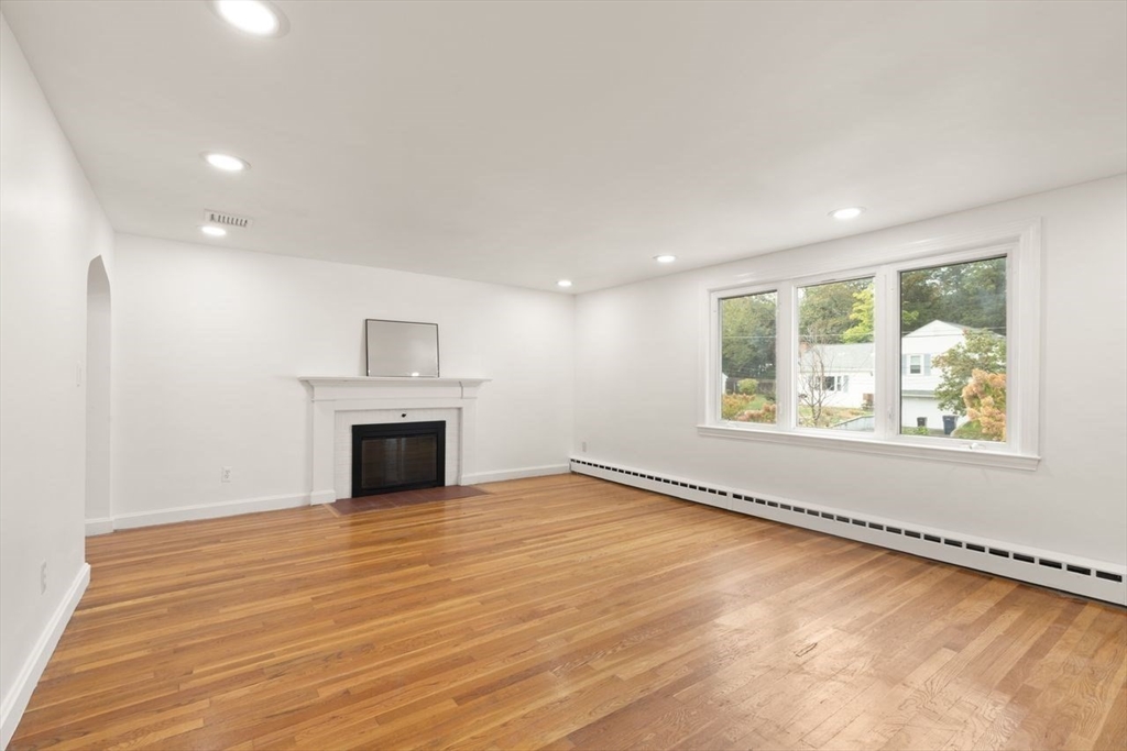 8 Margaret Road Sharon, MA 02067 - Photo 4 of 32 an empty room with windows